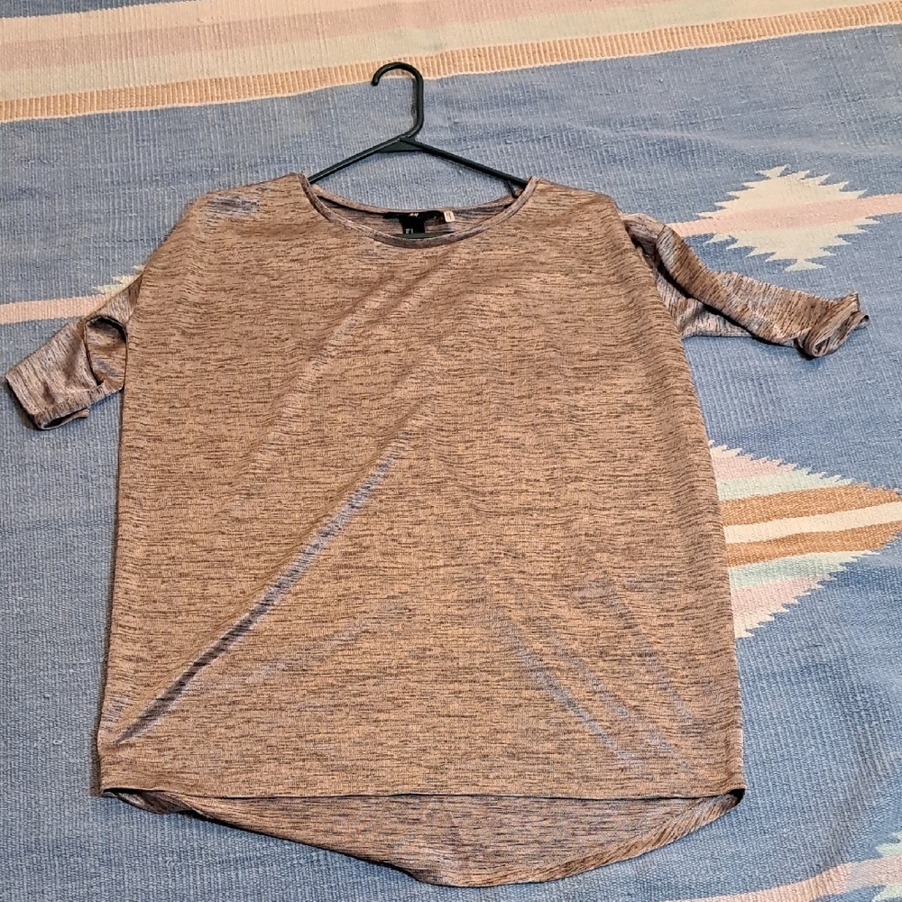 H&M Relaxed Shiny Gray Boxy Tee